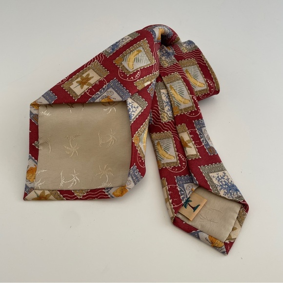 Tommy Bahama Vintage Tie - Picture 4 of 6
